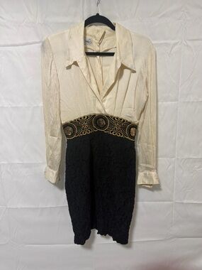 Liancarlo VintageTwo-Tone Long Sleeve Dress with Gold Embroidered Waist